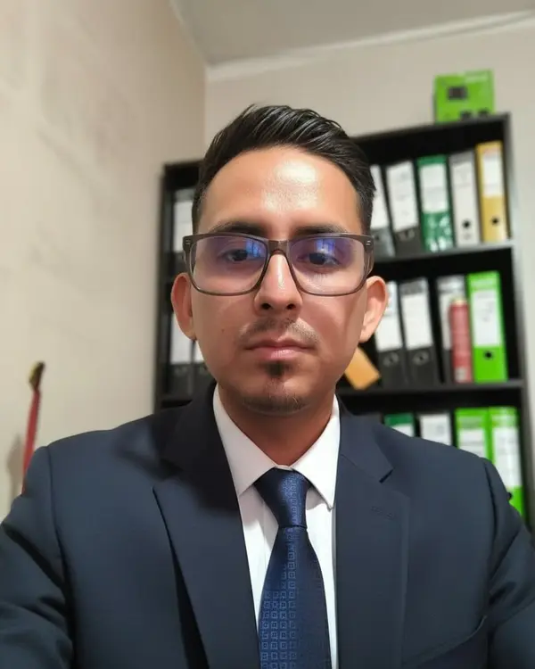 Dadir Ochoa, analista contable del Estudio Bustamante